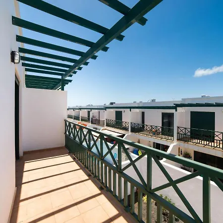 Comfy Holiday In Playa Blanca With Terrace Ferienhaus Playa Blanca (Lanzarote)